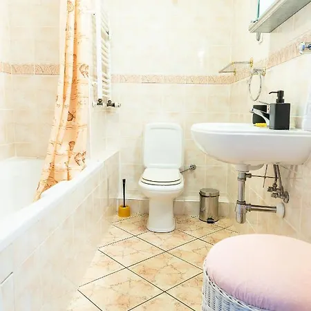 Al-dom Przy Plazy アパート *