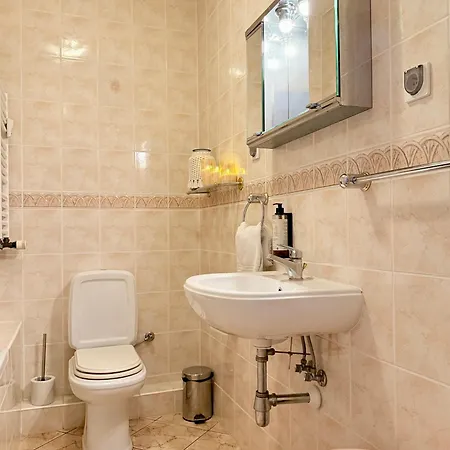 Apartman Al-dom Przy Plazy Kołobrzeg